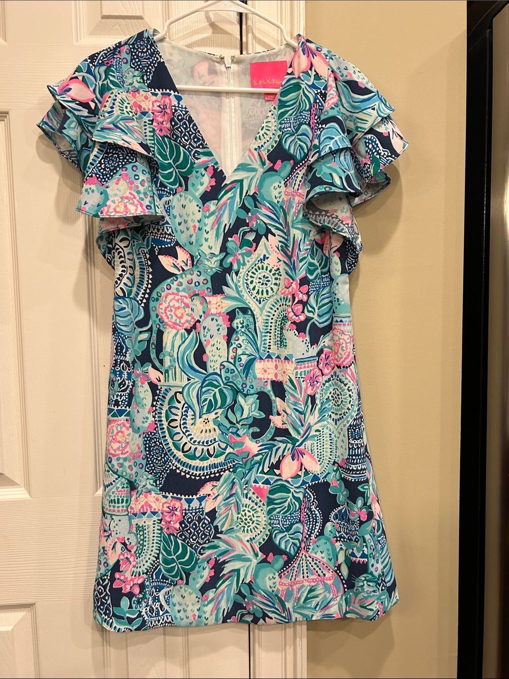 Lilly Pulitzer size 2 Pink, Navy, Aqua & Green Tropical Print Dress